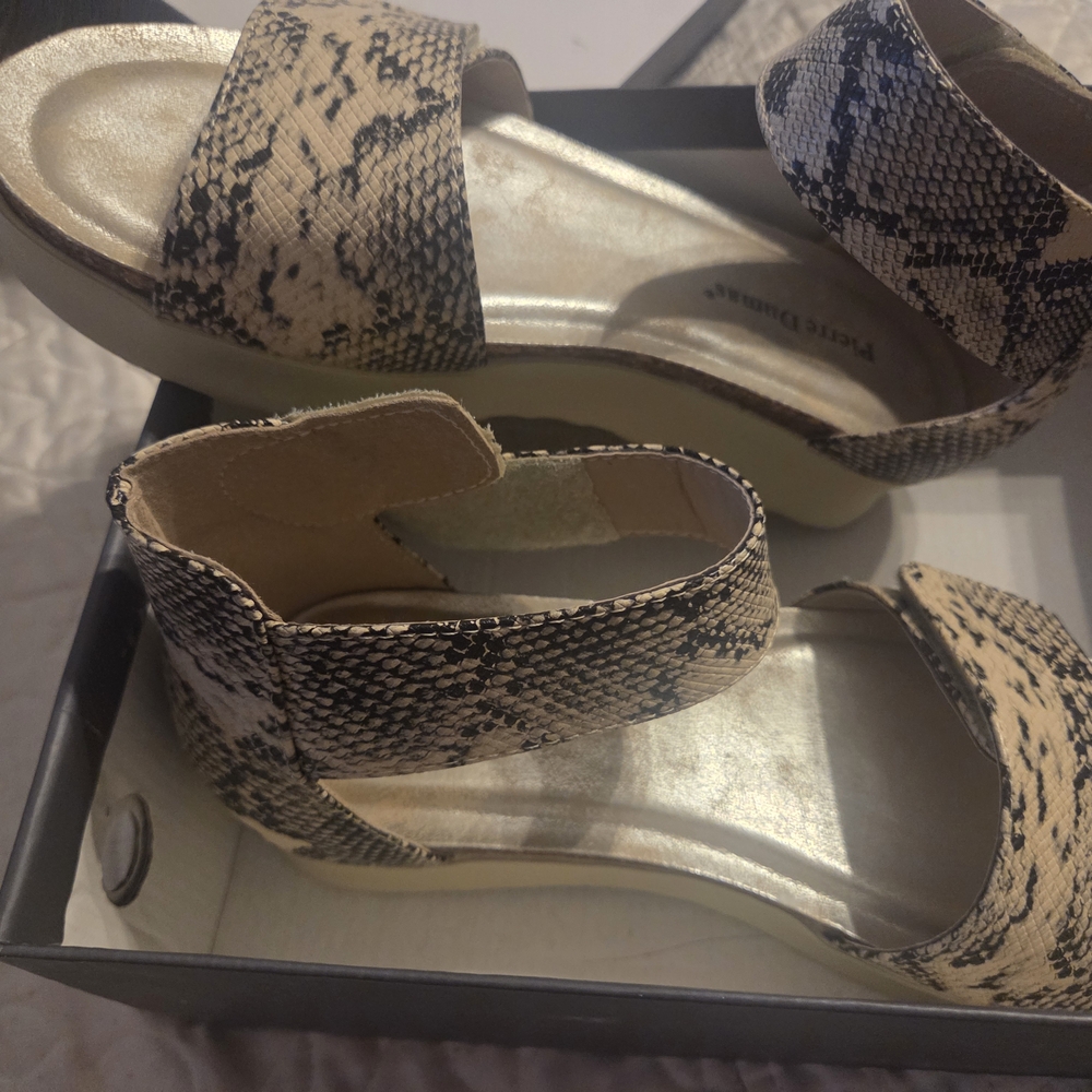 Pierre Dumas Beige and Black Snakeskin Wedges